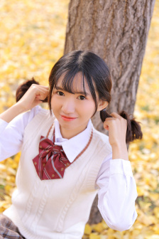 乌鸦嘴妙女郎
